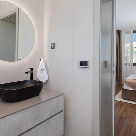 Luxurious In Dom wakacyjny Tkon